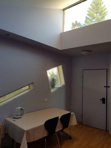Apartamento Bright, Inviting, Unique Architecture, Great Location Flat
