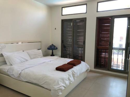 Beachy Apartment