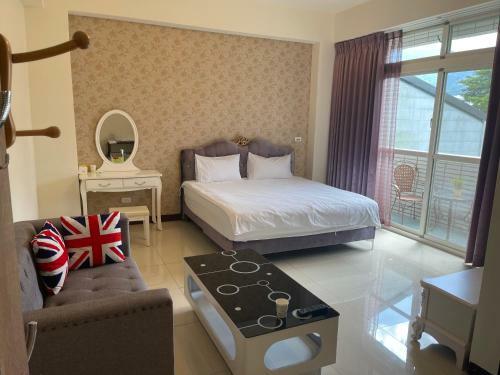 Hostal Holiday Homestay