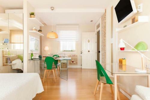 Apartasuite Deluxe Centro Hist�rico �tico Tranquilo Con Terrazas A Pie de Calle