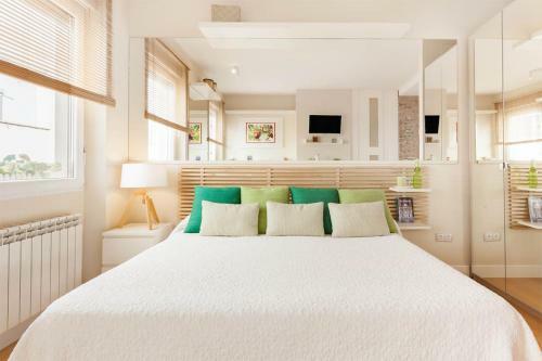Apartasuite Deluxe Centro Hist�rico �tico Tranquilo Con Terrazas A Pie de Calle