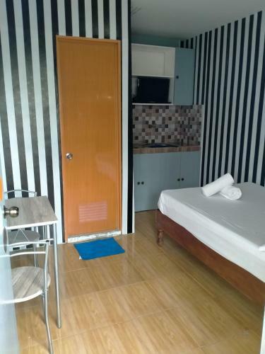 Cabanatuan Transient Djci Apartelle Rm7