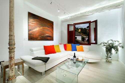 Art Chapiz Apartments