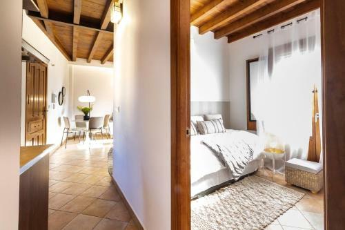 Apartamento Junto Al Albaic�n Con Terraza
