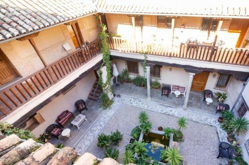 Apartamento Junto Al Albaic�n Con Terraza