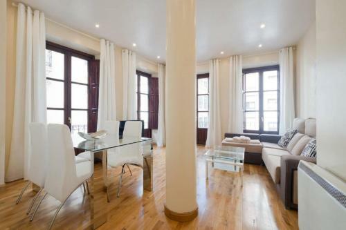 Apartamento Reyes Cat�licos I