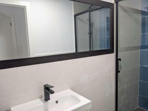 Apartamento Salobre�a - Primera L�nea de Playa Junto Al Paseo Mar�timo