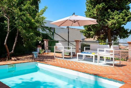Genteel Home Carmen Del Cipr�s