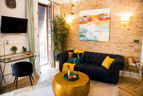 Ch Elvira Luxury Apartment