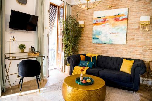 Ch Elvira Luxury Apartment
