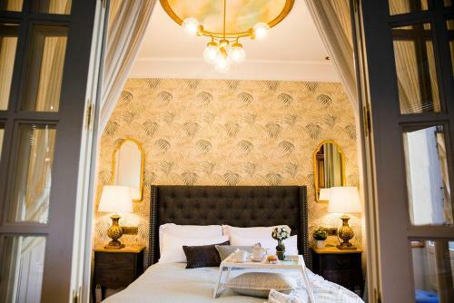 Ch Elvira Luxury Apartment