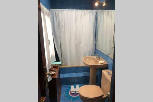 Casa Con Jard�n Granada, F�cil Aparcamiento Calle