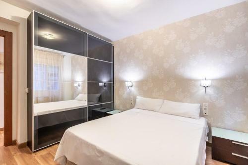 Tuguest Casta�eda Apartment