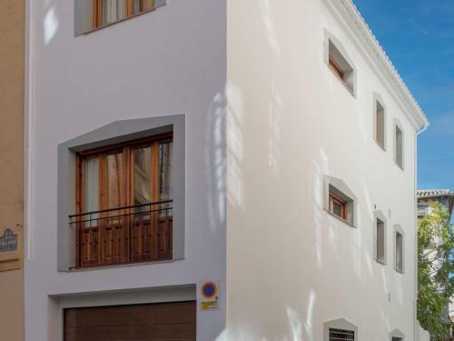 Villa Cozy House With Parking Included