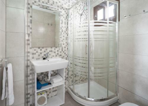 Apartamentos �ptima Mesones Parking