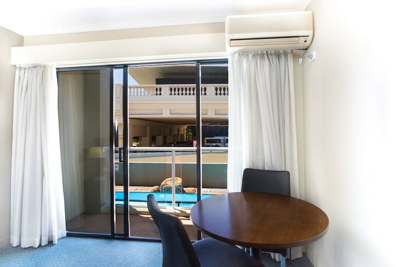 Riverside Hotel South Bank