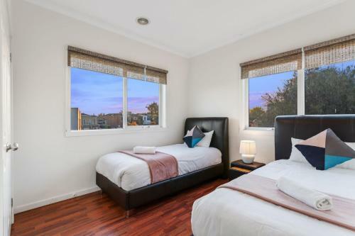 Serviced Houses Gowanbrae