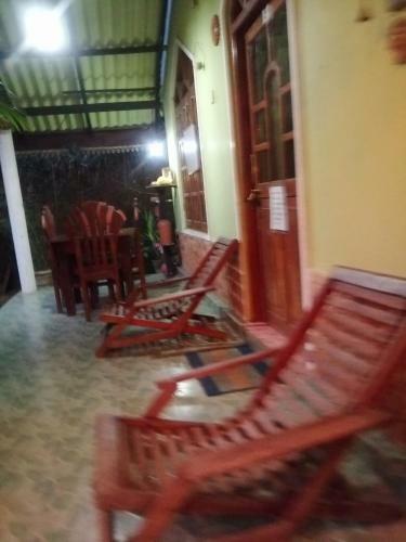 Hostal Whiteflowerhomestayella