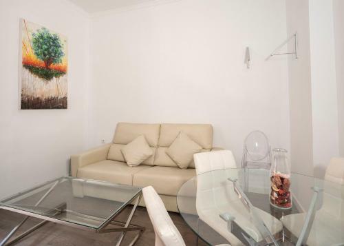 Apartamentos �ptima Palacete De La Alhambra Parking