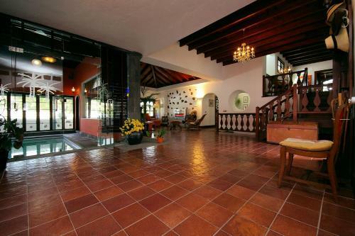Luxe Villa Haria Private Indoor Pool By Pvl