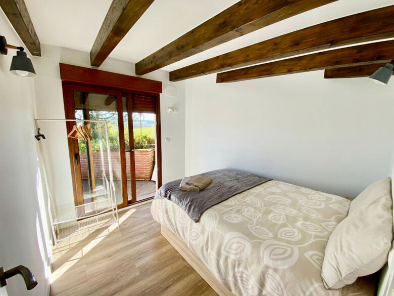 Apartamentos Via Street 3000