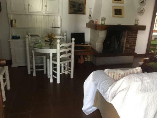 Apartamento Casa de Rilo ,para 6/8 En La Playa de Nerga