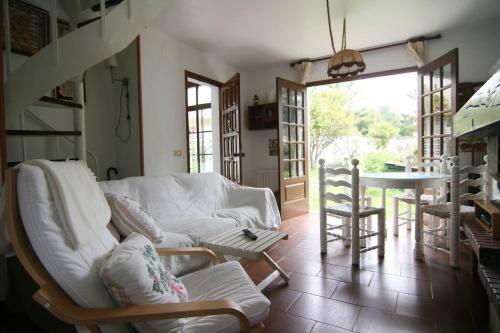 Apartamento Casa de Rilo ,para 6/8 En La Playa de Nerga