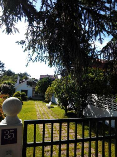 Apartamento Casa de Rilo ,para 6/8 En La Playa de Nerga