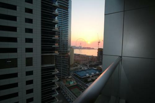Apartamento R&h-3br, Marina, Stunning Sea Views