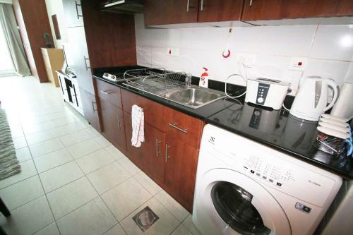 Apartamento R&h - Studio, Jlt, Cozy, Vibrant Community, Metro