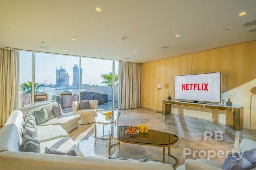 Five Palm - Beach Villa With Private Pool