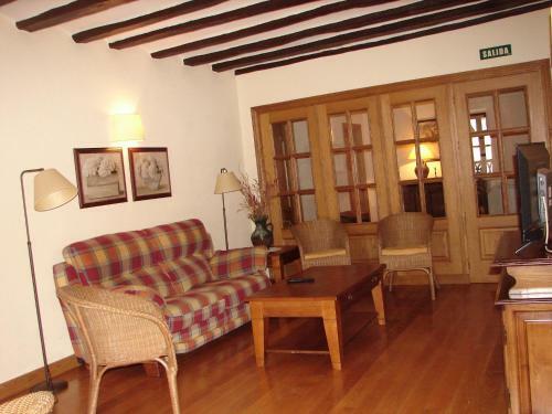 Apartamentos Lazkano I Y II