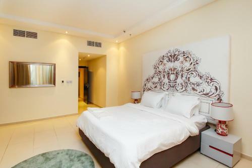 Apartamento R&h- 1br, Marina, Spacious, Beach, Biz-ready