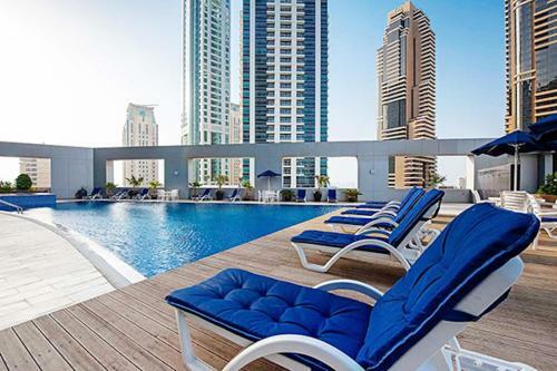 Apartamento R&h- 1br, Marina, Spacious, Beach, Biz-ready