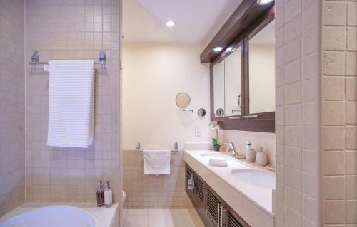 Elite Royal Apartment - Burj Residences Tower 5