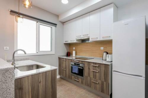 Apartamento 3 Bdr & Terrace, Close To Subway