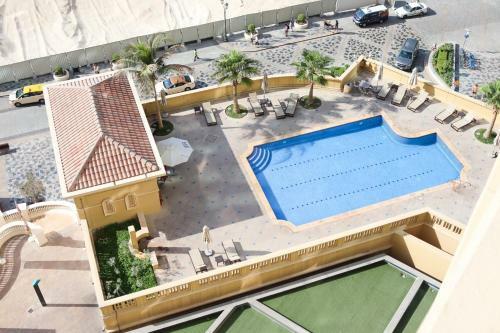 California Hostel Dubai Beach