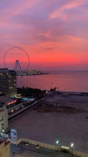 California Hostel Dubai Beach