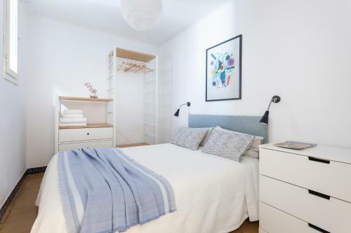 Apartamento Con Encanto, Luminoso Y Tranquilo