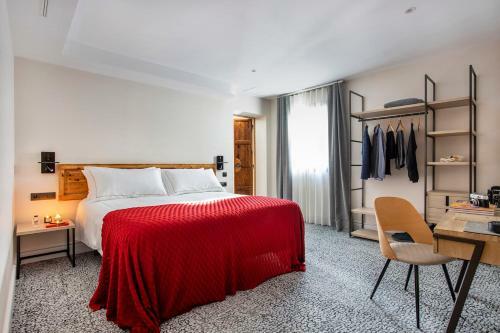 Cal Roure Boutique Hotel