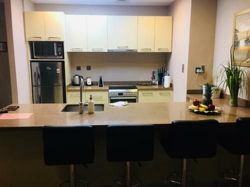 Jcb Dubai Marina Apartment