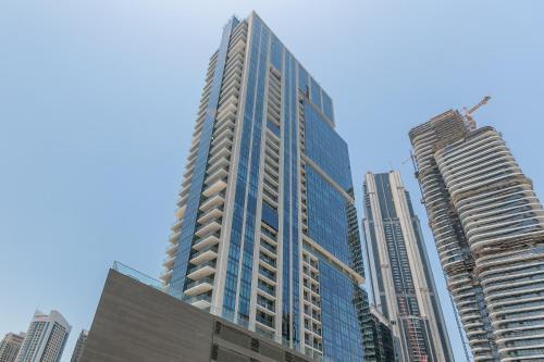 Dhh - Modern Apartments In Mada Residences, Downtown