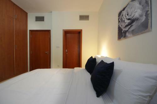 Apartamento New Arabian - Al Dhafra 2 , Greens Community