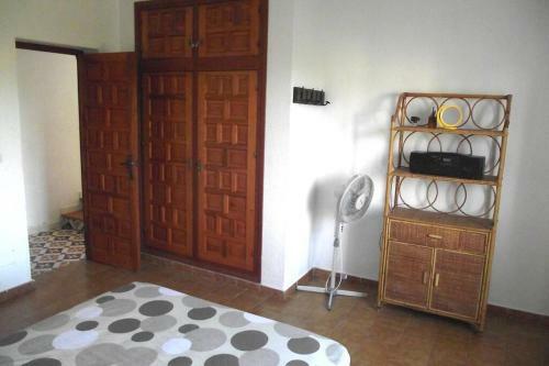 Villa Con Jardin 2500m2-quite Villa, Garden 2500m2