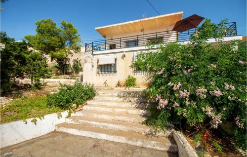 Amazing Apartment In Isla Plana With 3 Bedrooms