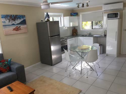 Hotel Hervey Bay Colonial Lodge