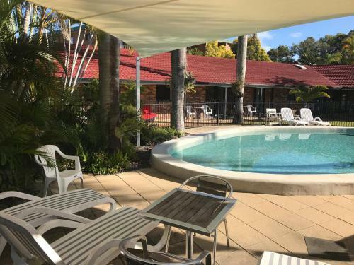 Hotel Hervey Bay Colonial Lodge