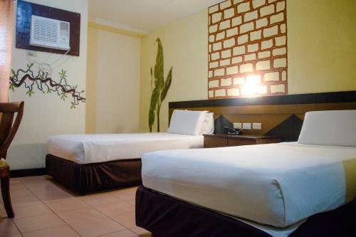Country Village Hotel