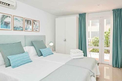 New Y Cute B�vedas Playa Den Bossa