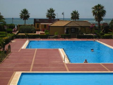 Apartamento Mirando Al Mar. Primera Linea De Playa